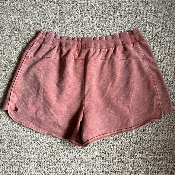 all in motion athletic shorts - Picture 3 of 3